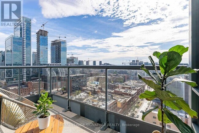 property at 438-1438 King St W