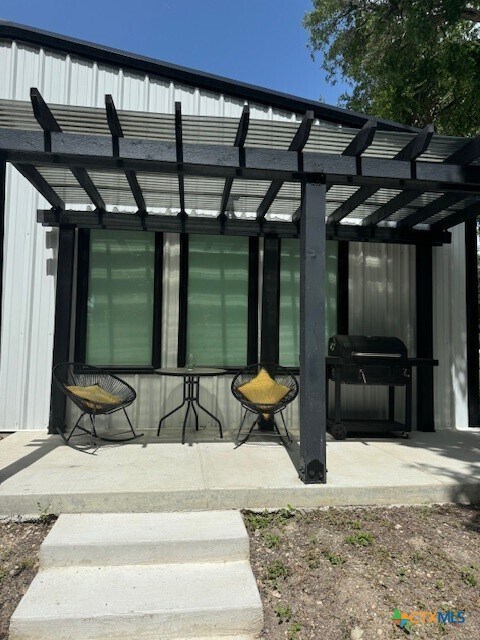 625 S Milam St, Unit 1 in Seguin, TX - Building Photo - Building Photo