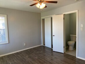 222 Olive St in Bakersfield, CA - Building Photo - Building Photo