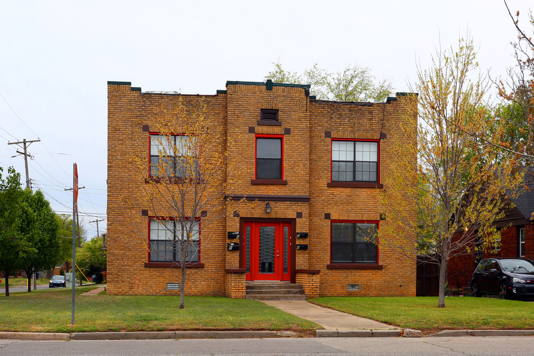 2600 NW 12th St in Oklahoma City, OK - Building Photo