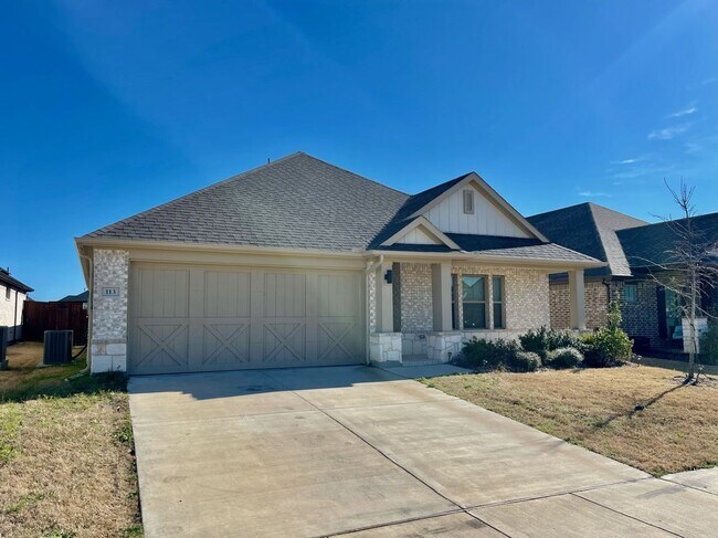 113 Arrow Wood Rd in Waxahachie, TX - Foto de edificio - Building Photo