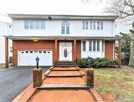 723 Hungry Harbor Rd in Valley Stream, NY - Building Photo