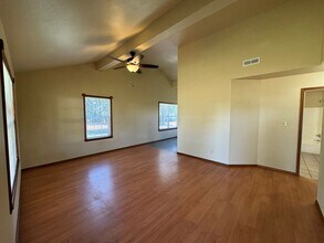 469686 E 790 Rd in Stilwell, OK - Building Photo - Building Photo