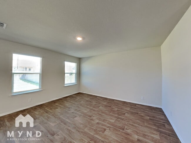 918 Andean Emerald in San Antonio, TX - Building Photo - Building Photo