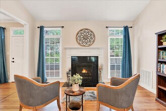 1290 Burning Tree Rd in Pinehurst, NC - Building Photo - Building Photo