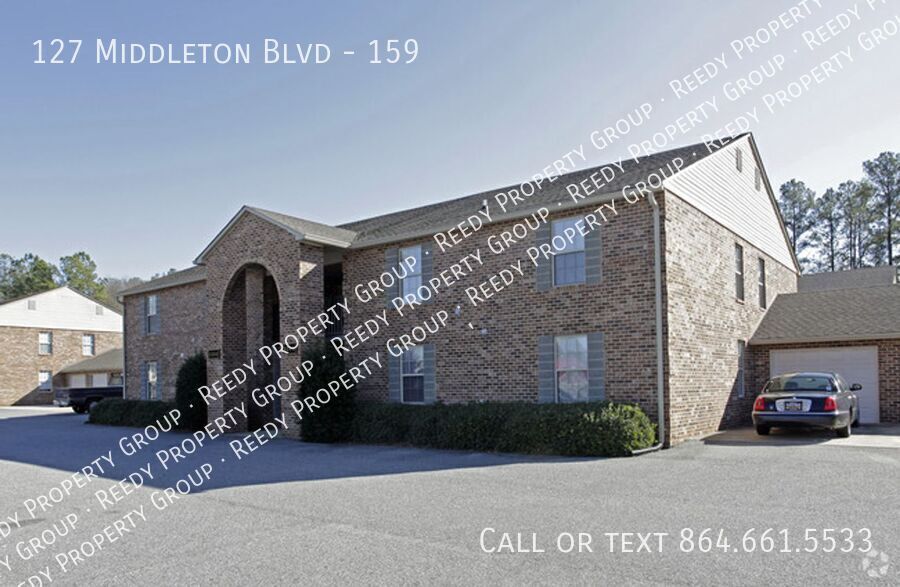 127 Middleton Blvd in Williamston, SC - Building Photo