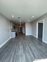 365 Western Ave, Unit 610 in Boston, MA - Foto de edificio - Building Photo