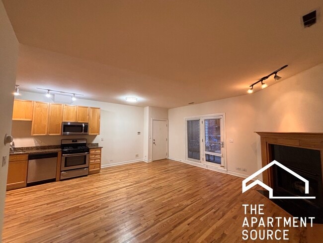 property at 3349 N Clark St