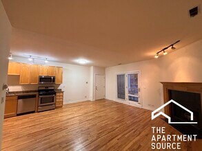 3349 N Clark St in Chicago, IL - Building Photo - Building Photo