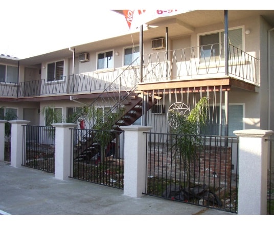 Palm Apartments in Sacramento, CA - Building Photo - Building Photo