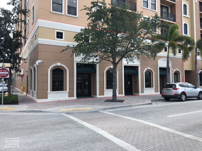 The Lucerne in Lake Worth, FL - Building Photo - Building Photo