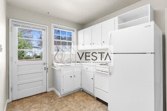 16 Fortunate Dr in Asheville, NC - Building Photo - Building Photo