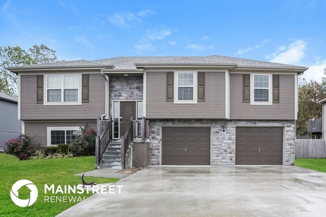 property at 529 S Walnut St