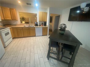 2131 N Pinecone Ave in Lecanto, FL - Building Photo - Building Photo