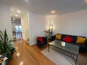 1327 Belmont St NW, Unit Rm# 1 in Washington, DC - Building Photo - Building Photo