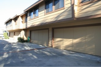 135 Rochester St in Costa Mesa, CA - Building Photo - Building Photo