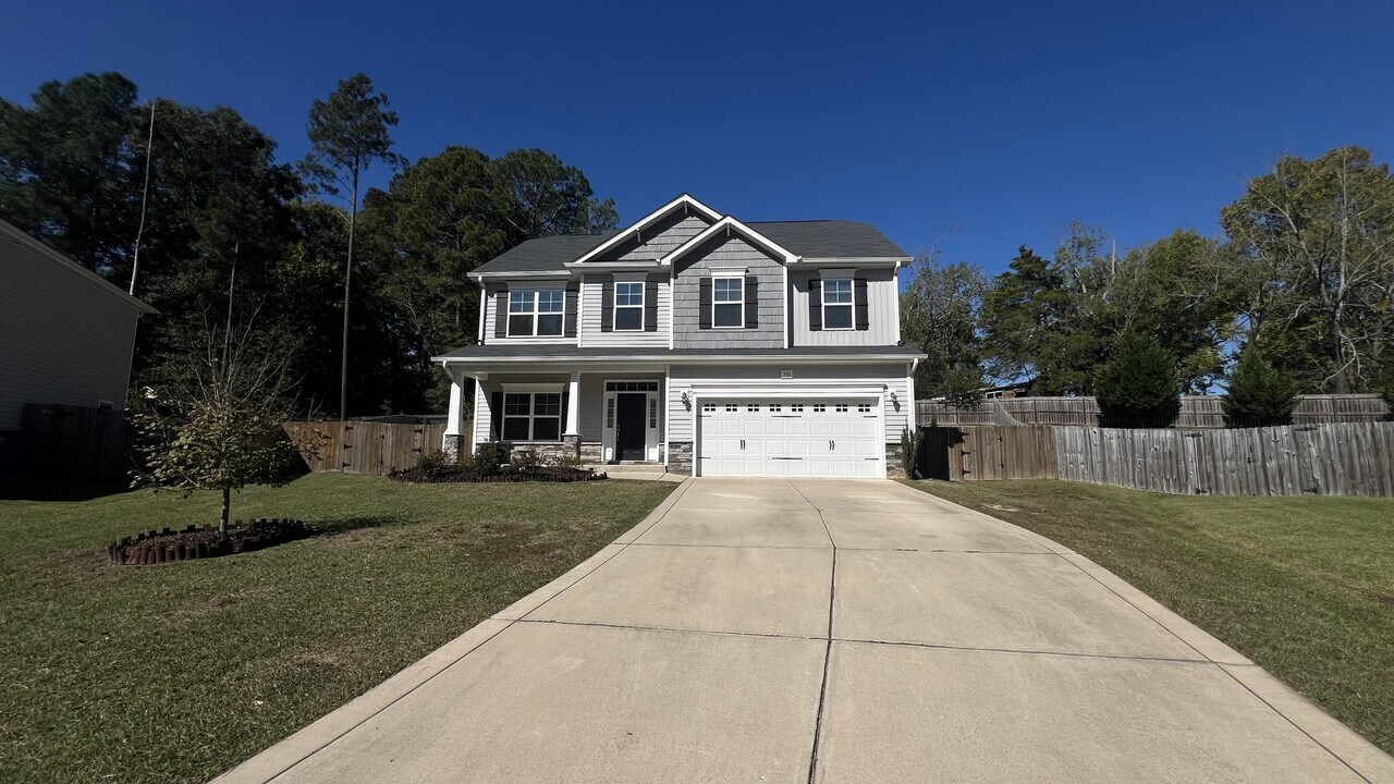 550 Hampstead Pl in Vass, NC - Building Photo