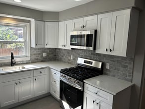 209 1st Ave in Linden, NJ - Building Photo - Building Photo