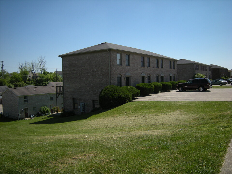 303 McDougal Ave in Richmond, KY - Building Photo