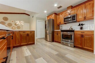 1130 NW 78th Terrace in Plantation, FL - Foto de edificio - Building Photo