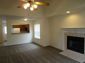 4404 W Jeana Ct in Columbia, MO - Building Photo - Building Photo