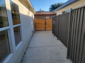 7401 Valaria Dr in Highland, CA - Building Photo - Building Photo