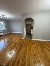 1292 Crescent Ave in Roselle, NJ - Building Photo - Building Photo
