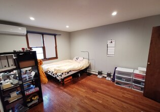 230 Brookline St, Unit #3 in Cambridge, MA - Foto de edificio - Building Photo