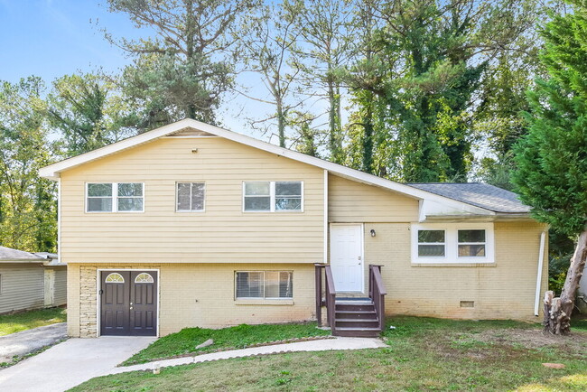 955 King James Dr