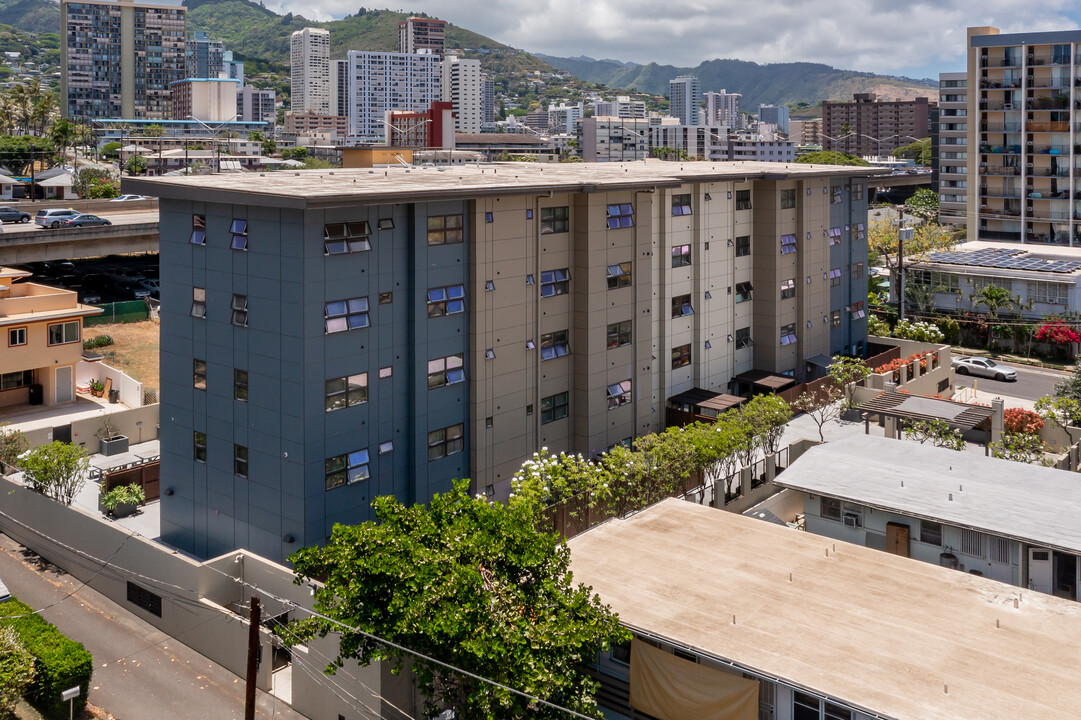 Residence at Makiki in Honolulu, HI - Foto de edificio