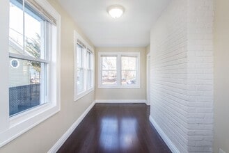 145 Reade St in Englewood, NJ - Foto de edificio - Building Photo