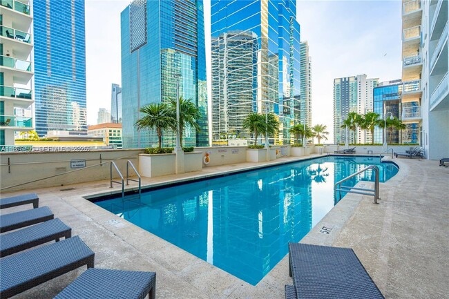 property at 1200 Brickell Bay Dr