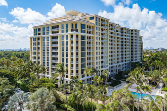 Grand Bay Residences in Key Biscayne, FL - Foto de edificio - Building Photo