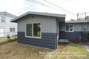 1837 S 116th St in Seattle, WA - Building Photo