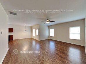 798 Rockingham Dr in Lithia Springs, GA - Foto de edificio - Building Photo