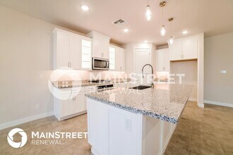 8615 S 69th Ln in Phoenix, AZ - Building Photo - Building Photo