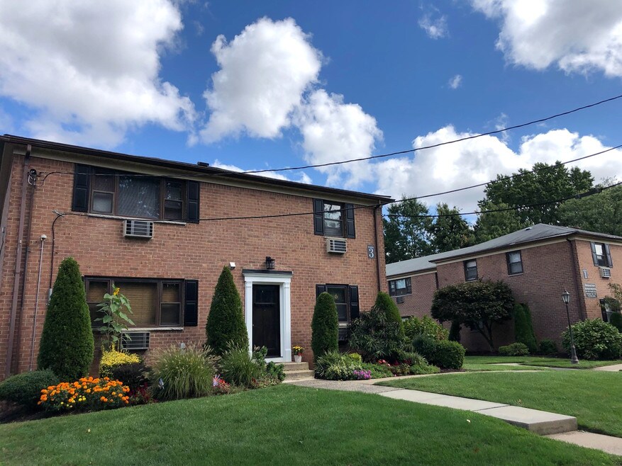 Green Street Apartments Woodbridge Nj at April Rivas blog