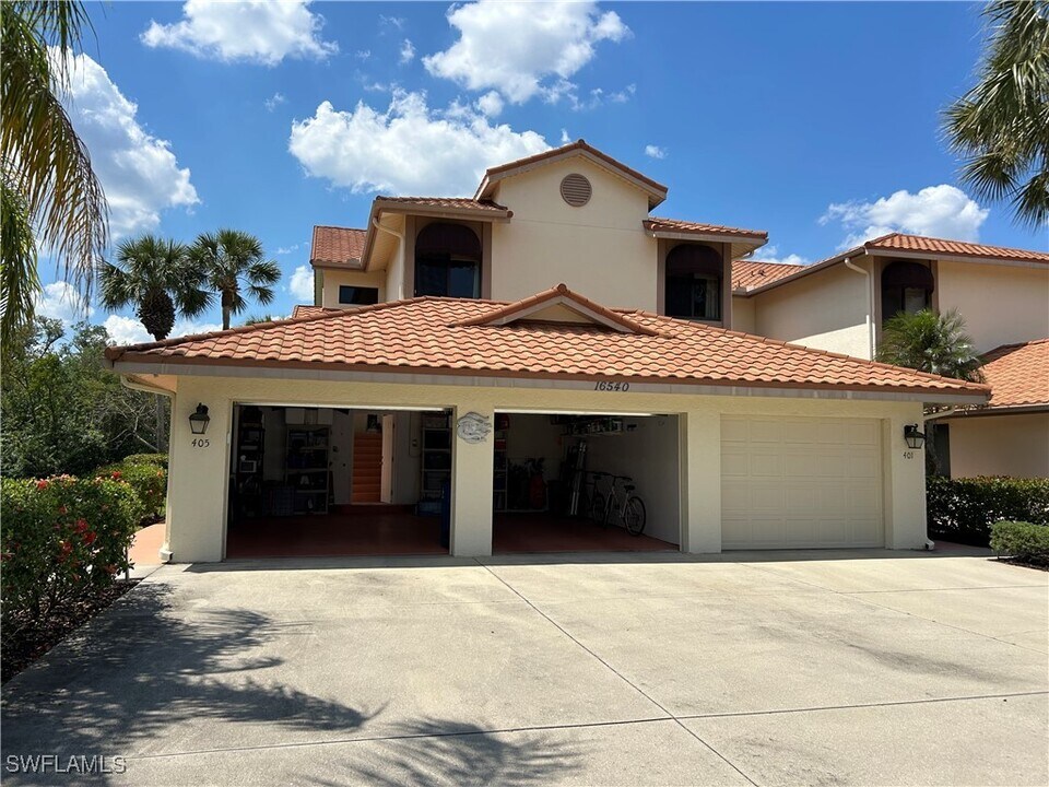 16540 Heron Coach Way in Ft. Myers, FL - Building Photo