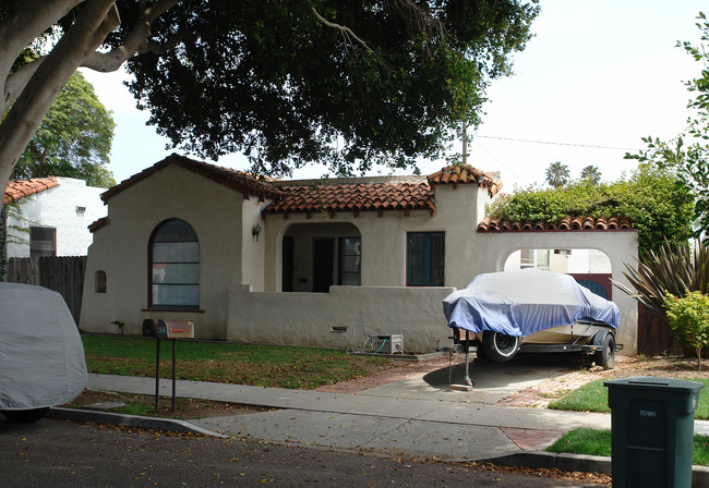 418 S San Clemente St in Ventura, CA - Building Photo - Building Photo