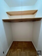 Fourth Avenue in New York, NY - Foto de edificio - Building Photo