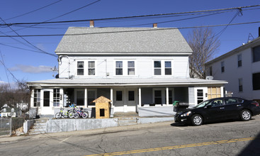 21 Roberts St in Sanford, ME - Building Photo - Building Photo