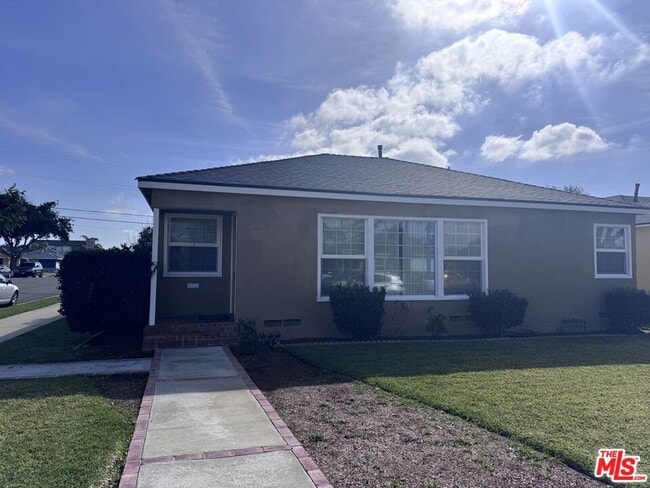 344 N Spruce St in Montebello, CA - Building Photo - Building Photo