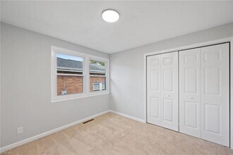 2810 Roanoke Ave in Portsmouth, VA - Foto de edificio - Building Photo