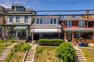 1210 Amanda St in Pittsburgh, PA - Building Photo - Building Photo
