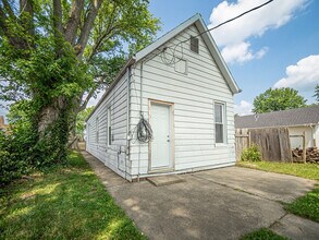 1237 E Indiana St in Evansville, IN - Building Photo - Building Photo