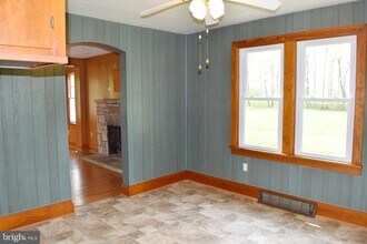 9526 Circle Dr in Chambersburg, PA - Building Photo - Building Photo