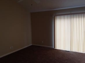 2422 Hilliard Dr in Hebron, KY - Building Photo - Building Photo