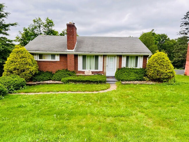 property at 1295 Morrow Rd