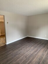 56 Hall St in Manchester, NH - Foto de edificio - Building Photo