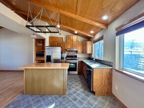 2247 Cliffrose Ln in Louisville, CO - Building Photo - Building Photo